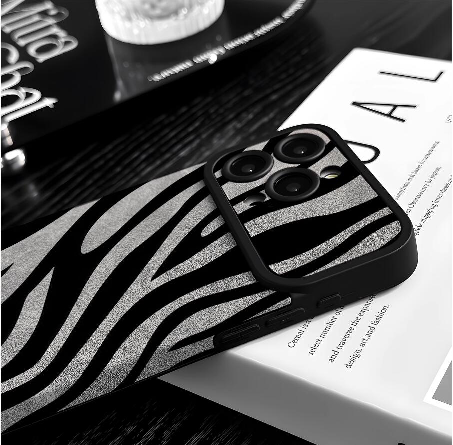 crawshay-zebra-patchwork-pattern-iphone-17-pro-max-case-trendy_8