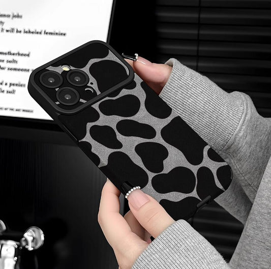 warm-dairy-cow-pattern-iphone-17-pro-max-case-trendy_2