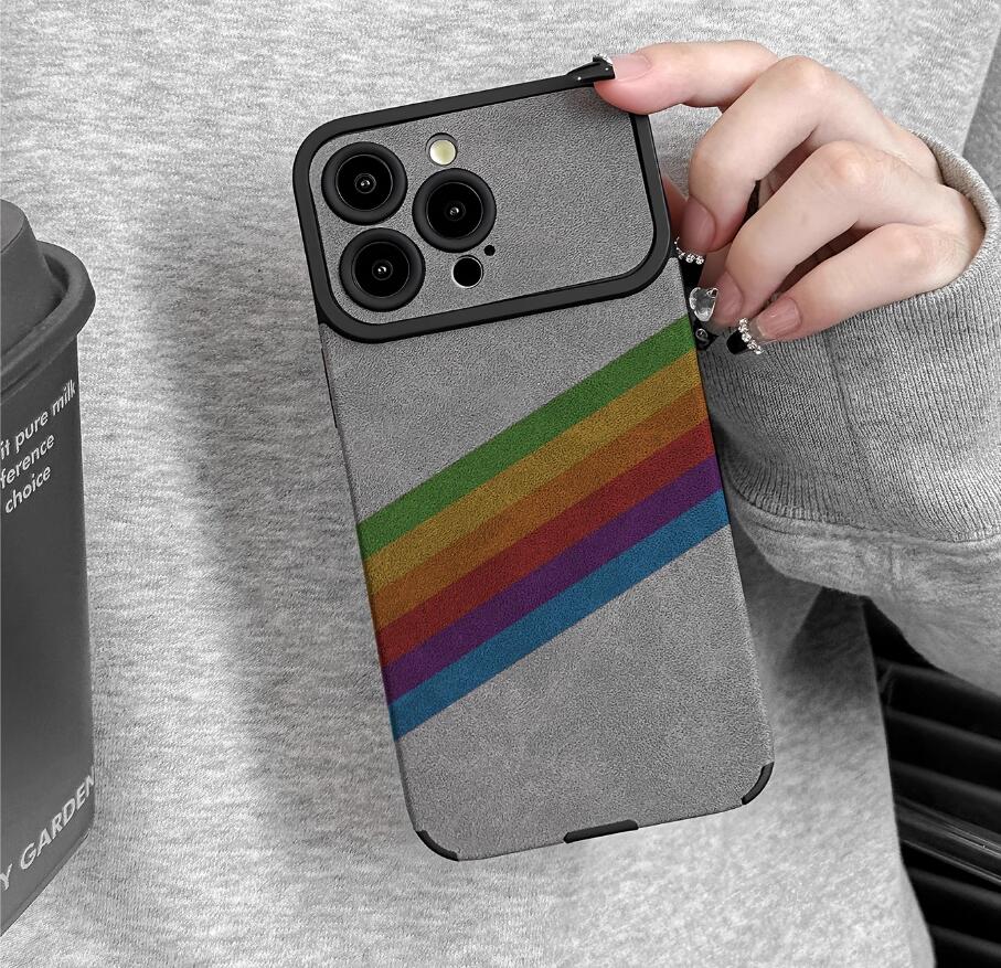 antique-stripe-rainbow-painting-iphone-17-pro-max-