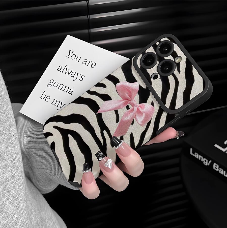 bow-hartmann-breg-zebra-pattern-iphone-17-pro-max-cover-trendy_1