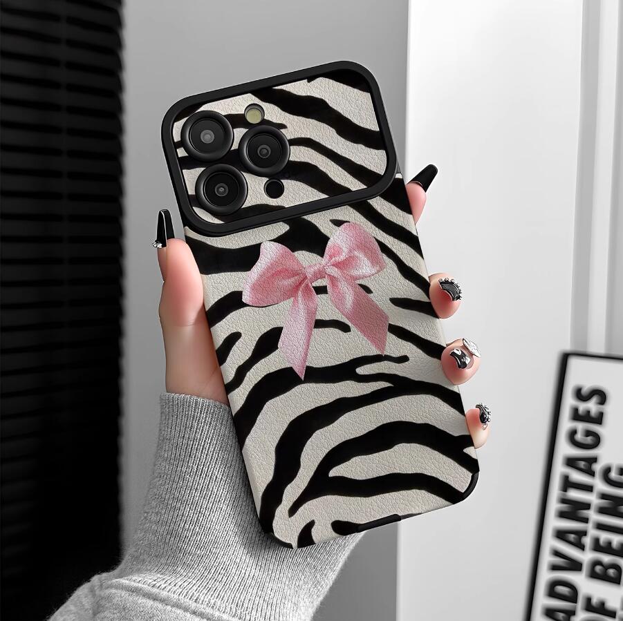 bow-hartmann-breg-zebra-pattern-iphone-17-pro-max-cover-trendy_5