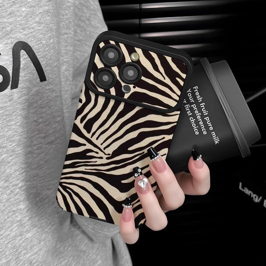 burchell-zebra-patchwork-pattern-iphone-17-pro-max-cover-trendy_2