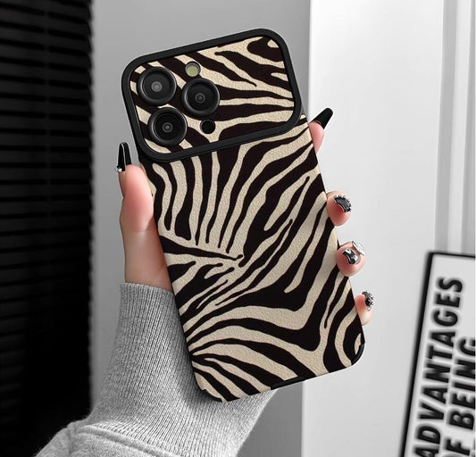 burchell-zebra-patchwork-pattern-iphone-17-pro-max-cover-trendy_5