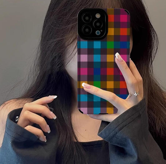 checkerboard-grid-rainbow-painting-iphone-16-pro-max-cover-lgbt_3