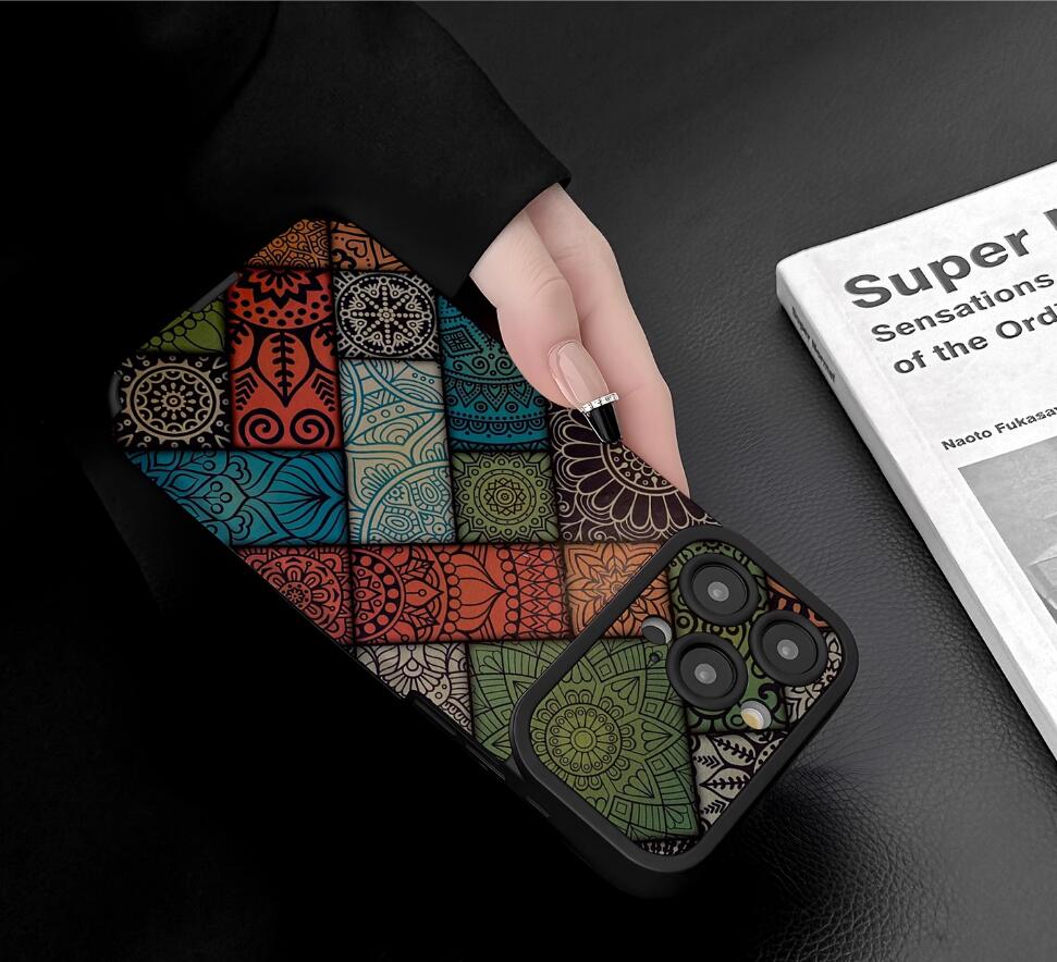 checkered-mandala-pattern-iphone-17-pro-max-case_4