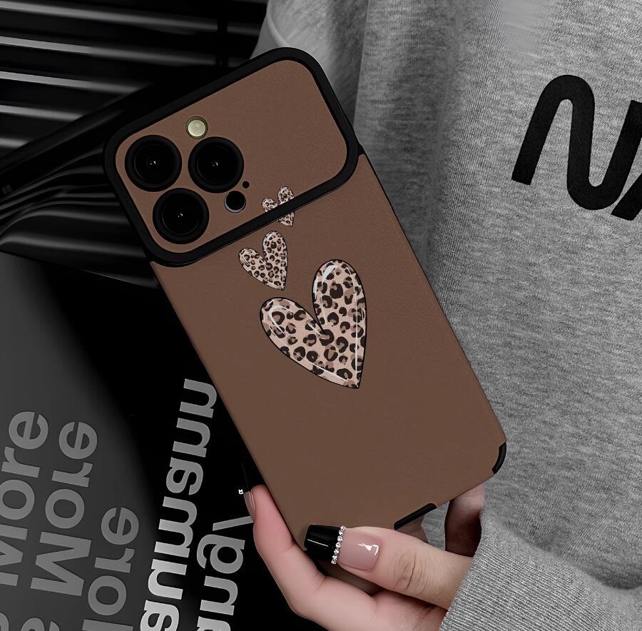 elegant-heart-leopard-pattern-iphone-17-pro-max-case-silicone_3