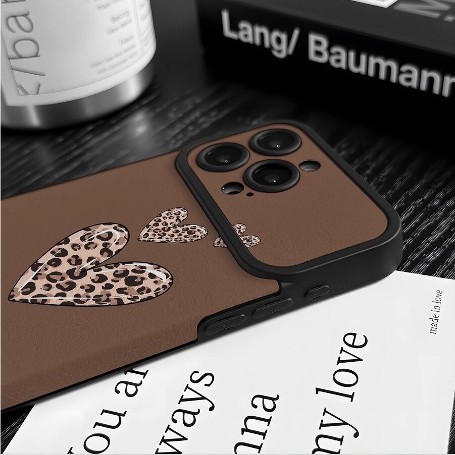 elegant-heart-leopard-pattern-iphone-17-pro-max-case-silicone_7