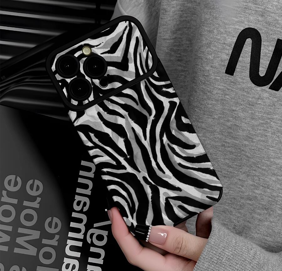 equus-grevyi-zebra-pattern-iphone-17-pro-max-case-trendy_3