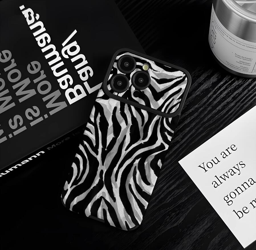 equus-grevyi-zebra-pattern-iphone-17-pro-max-case-trendy_6