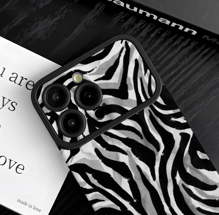 equus-grevyi-zebra-pattern-iphone-17-pro-max-case-trendy_8