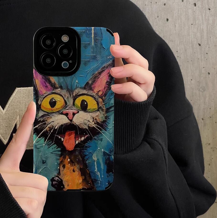 frightened-cat-rainbow-painting-iphone-16-pro-max-cover-lgbt_6