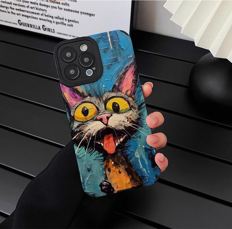 frightened-cat-rainbow-painting-iphone-16-pro-max-cover-lgbt_7