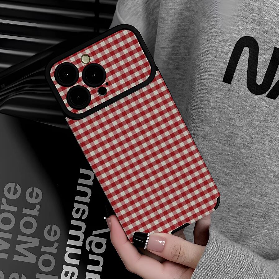 gingham-grid-red-painting-iphone-17-pro-max-case-silicone_2