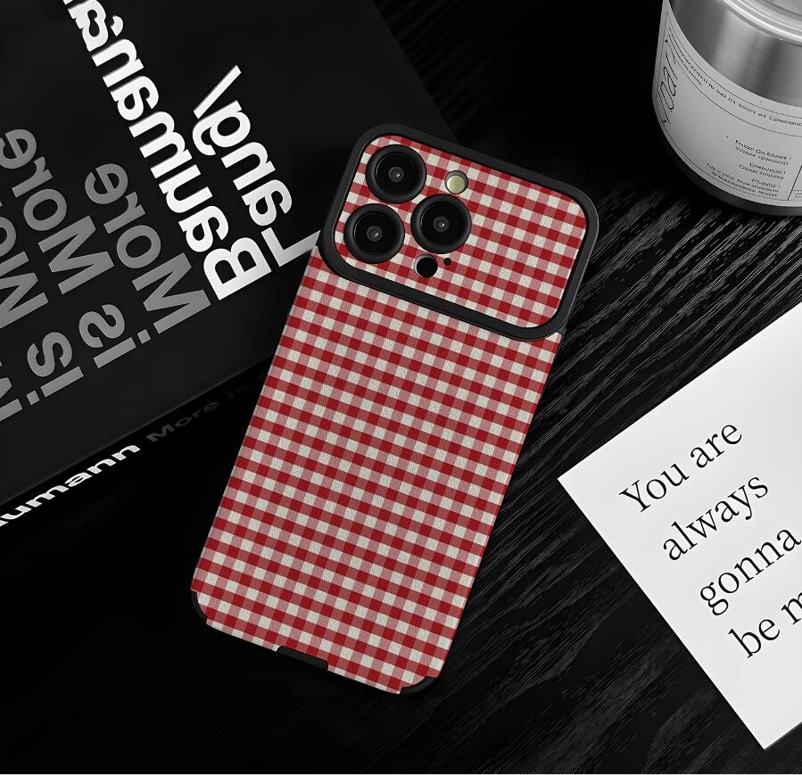 gingham-grid-red-painting-iphone-17-pro-max-case-silicone_5