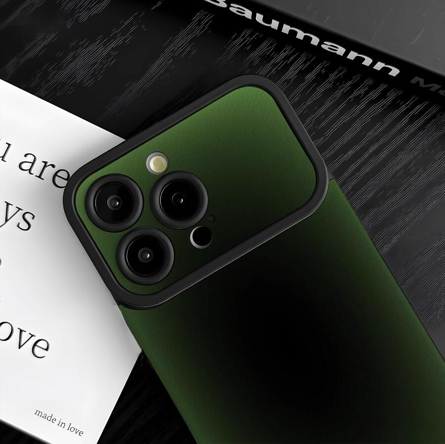 gradient-emerald-painting-iphone-17-pro-max-case-silicone_8