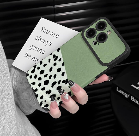 green-lepoard-patchwork-pattern-iphone-17-pro-max-case-trendy_1