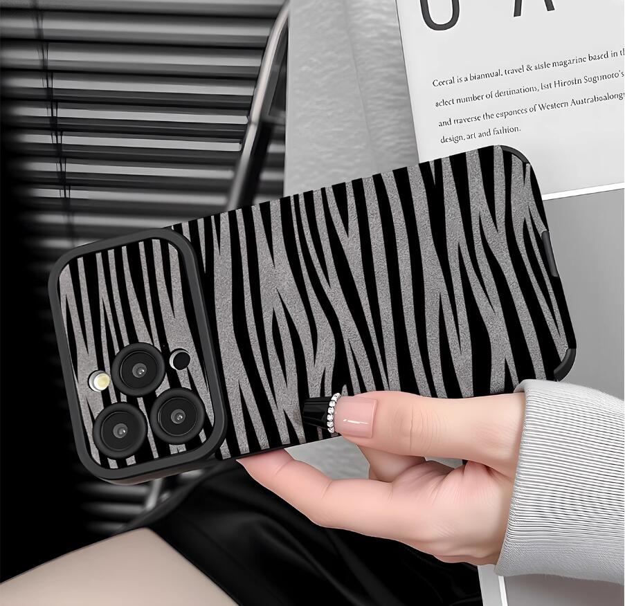 grevy-zebra-pattern-iphone-17-pro-max-cover-trendy_4