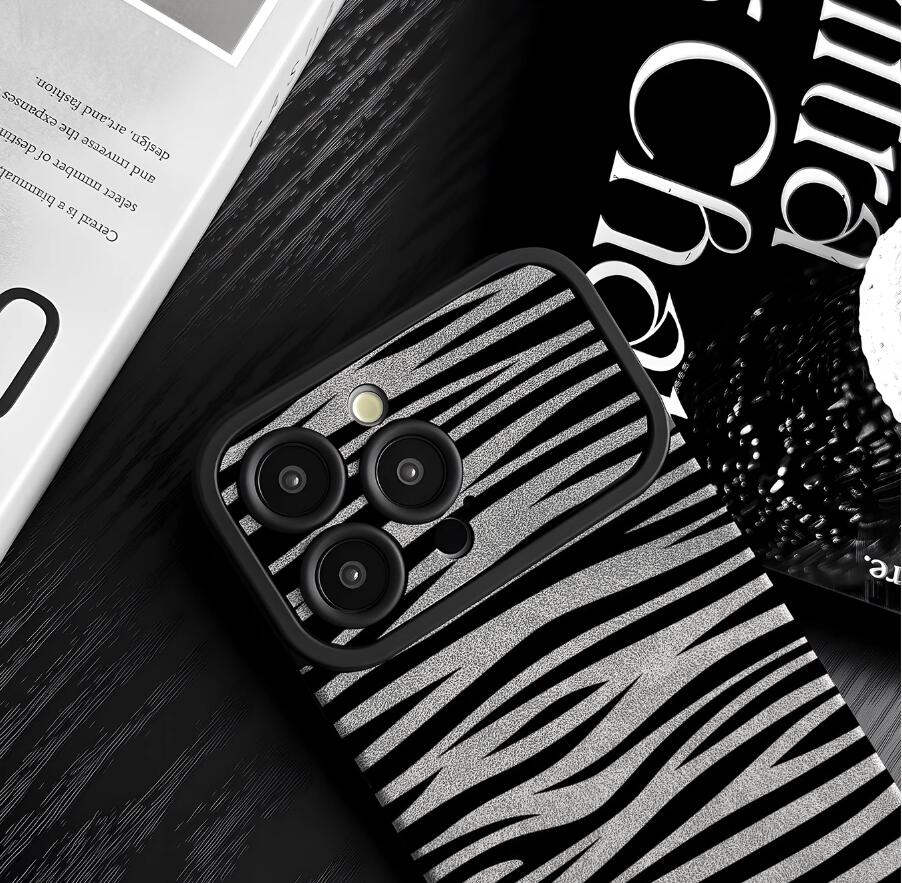 grevy-zebra-pattern-iphone-17-pro-max-cover-trendy_7