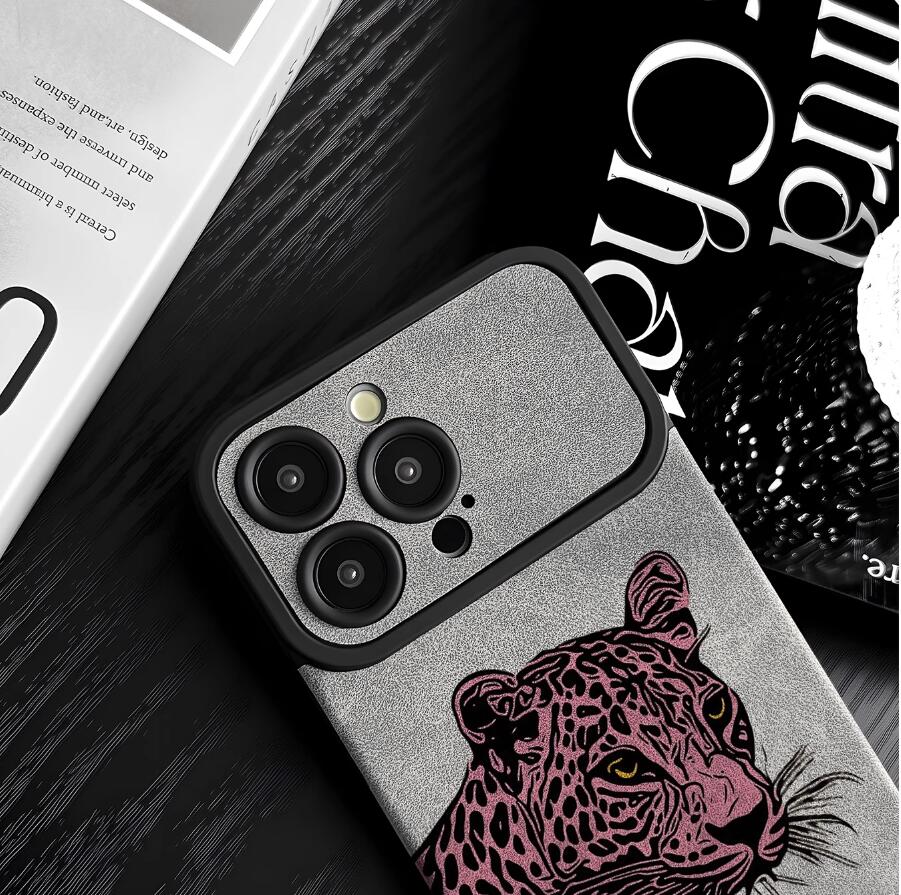 individuality-leopard-pattern-iphone-17-pro-max-case-silicone_7