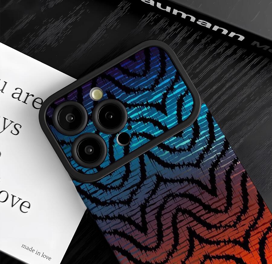 laser-billow-rainbow-painting-iphone-17-pro-max-case-lgbt-flag_8