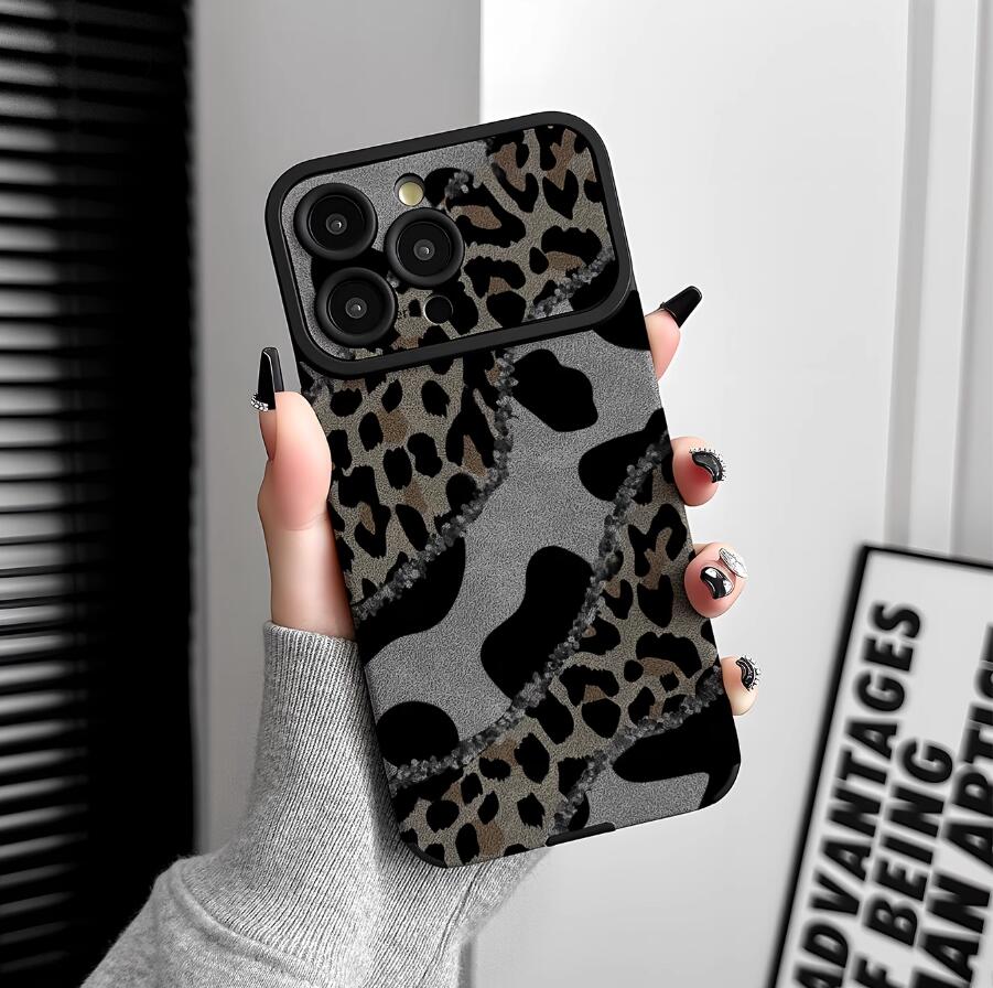 leopard-dairy-cow-patchwork-pattern-iphone-17-pro-max-case-trendy_5