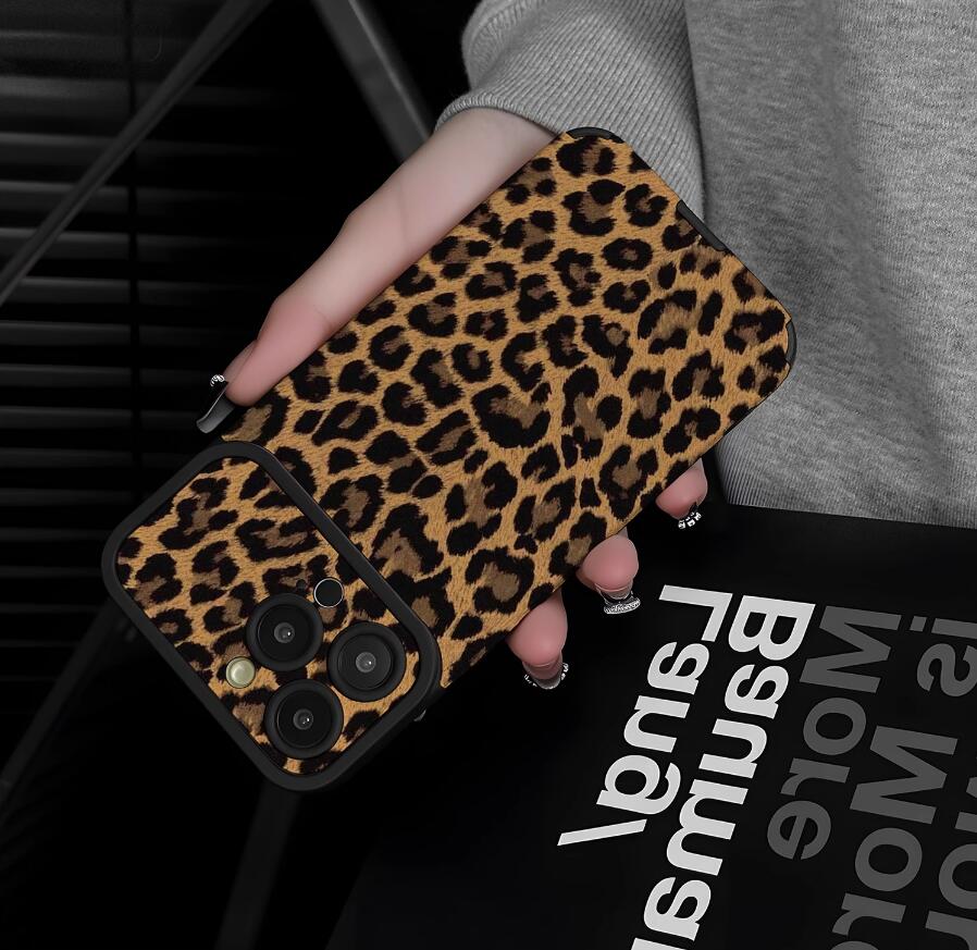 leopard-pattern-iphone-17-pro-max-case-silicone-leather-skin_4