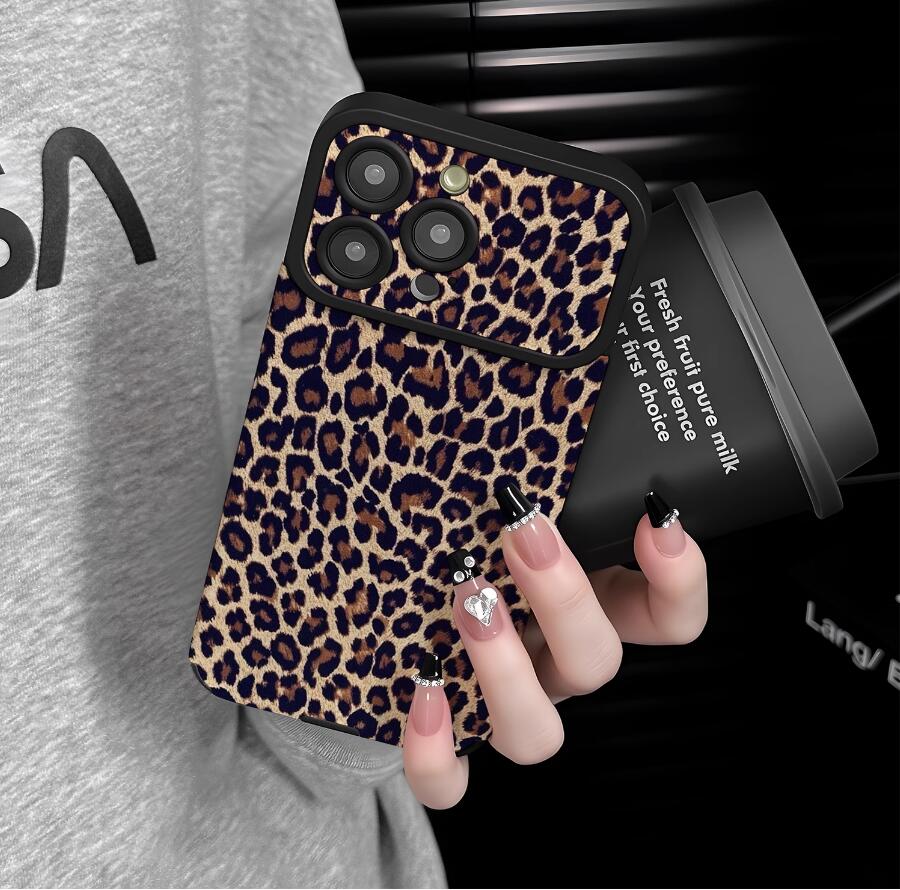mystery-nobility-lepoard-pattern-iphone-17-pro-max-case-trendy_2