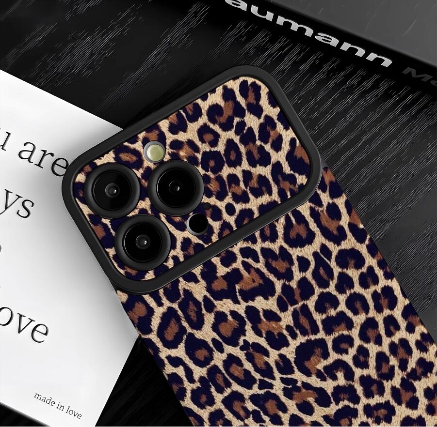 mystery-nobility-lepoard-pattern-iphone-17-pro-max-case-trendy_8