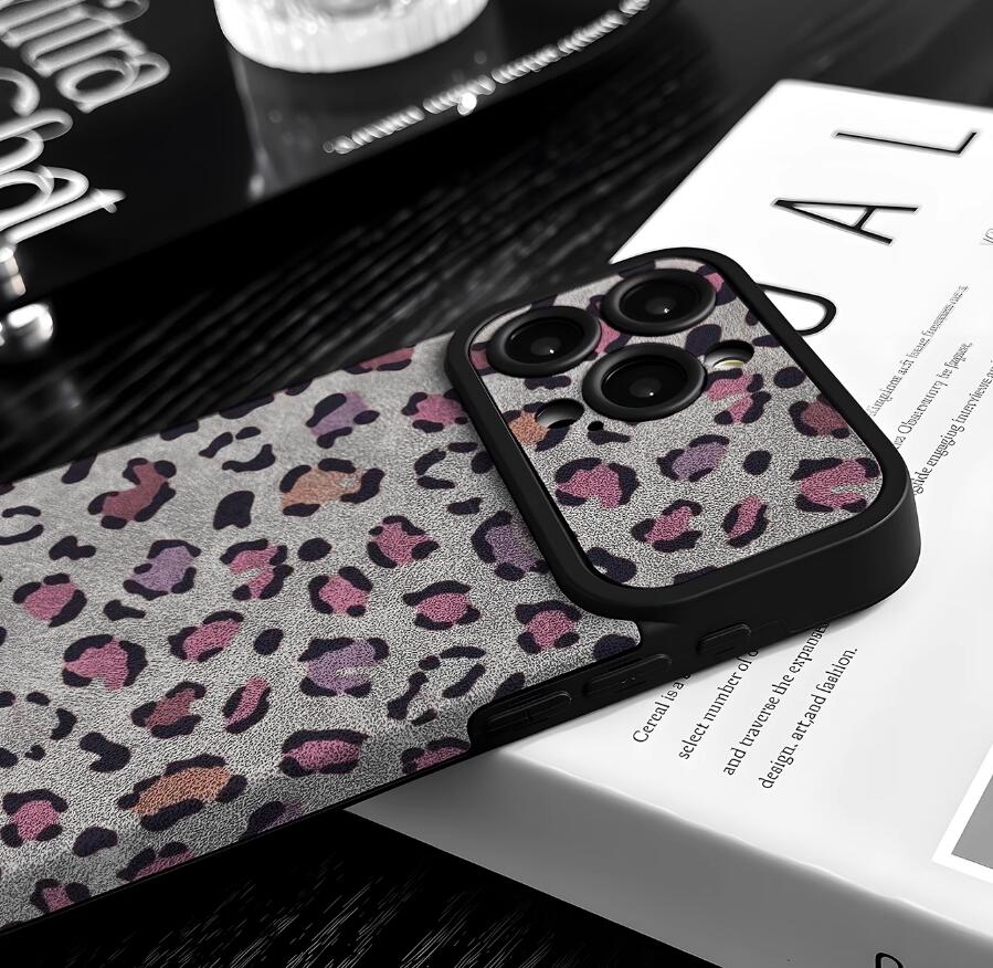prosperous-courage-lepoard-pattern-iphone-17-pro-max-case-trendy_8