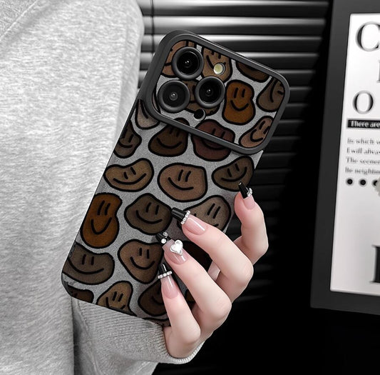 smiling-face-painting-iphone-17-pro-max-case-silicone-leather_1
