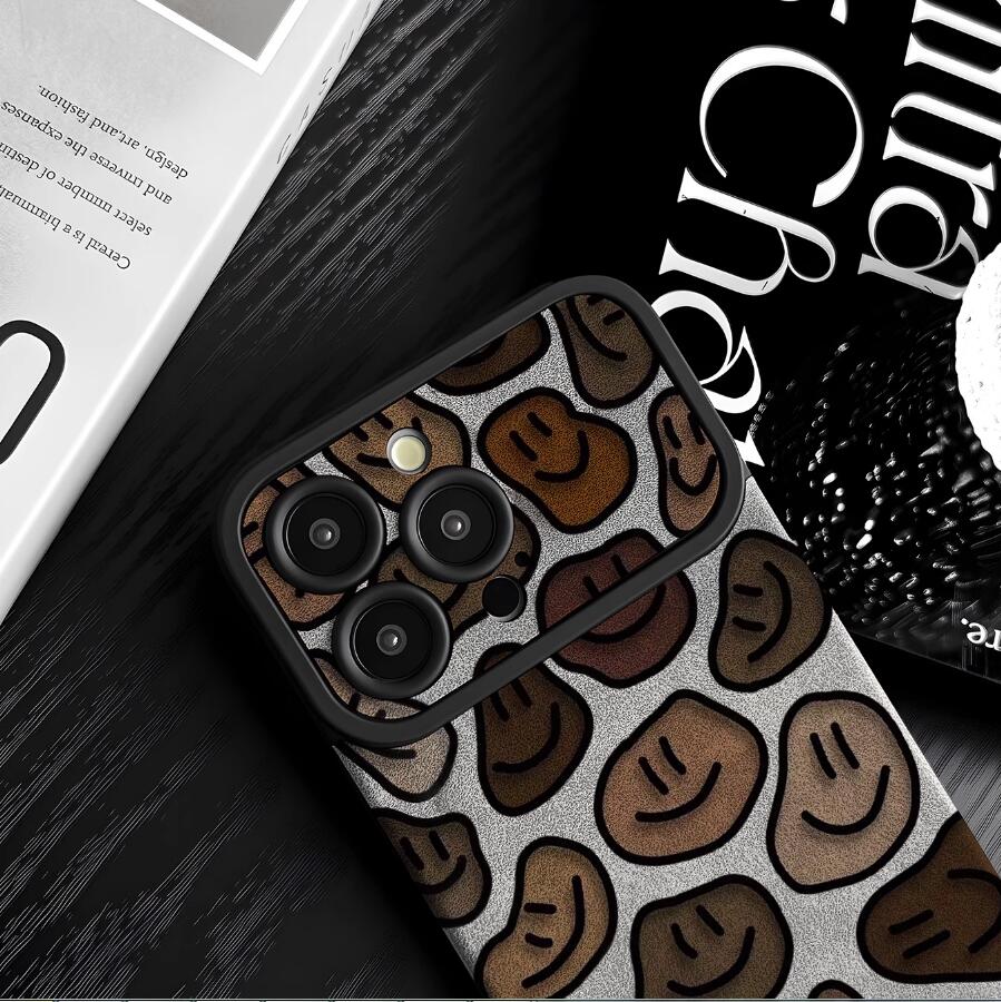 smiling-face-painting-iphone-17-pro-max-case-silicone-leather_7