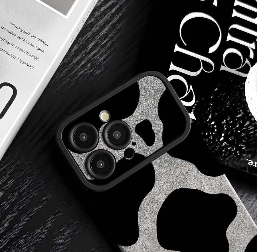 tactful-dairy-cow-pattern-iphone-17-pro-max-case-trendy_7