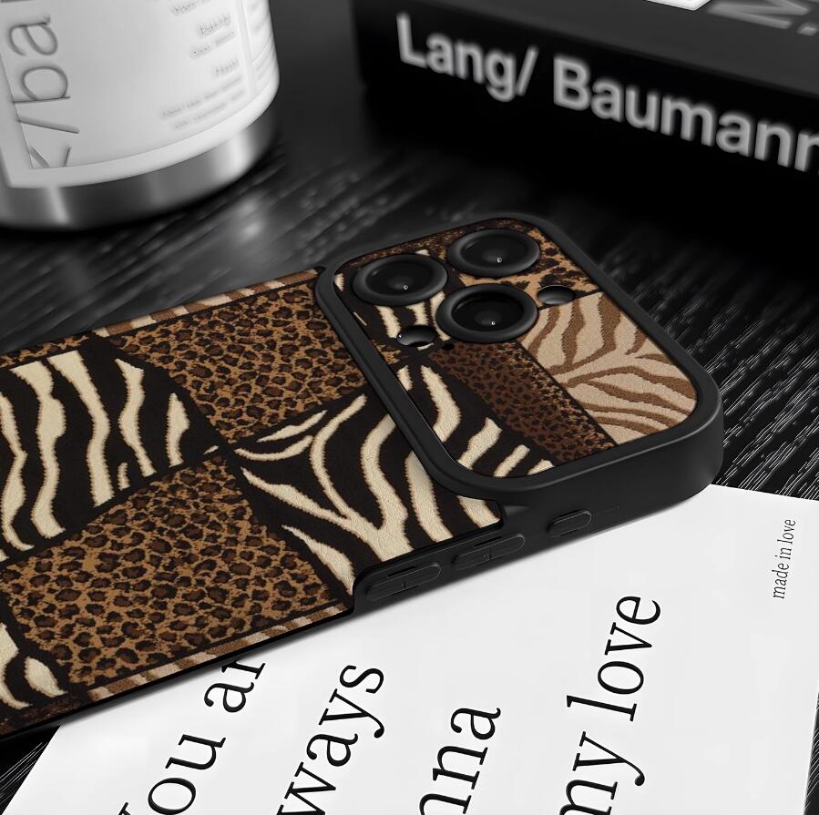 zebra-leopard-patchwork-pattern-iphone-17-pro-max-case-trendy_7