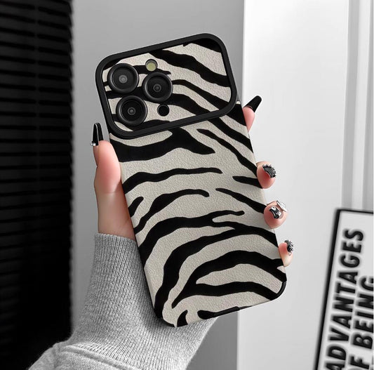 zebra-pattern-iphone-17-pro-max-case-silicone-leather_5
